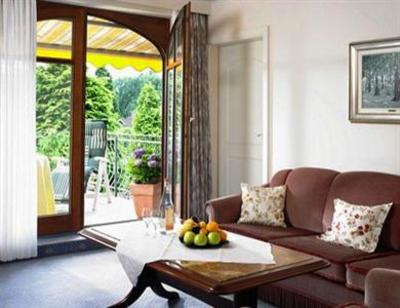 фото отеля Hotel Garni Kristinenhof Bad Zwischenahn