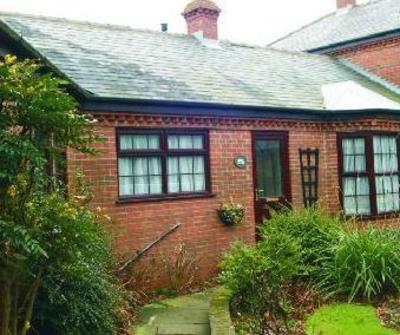 фото отеля Cherry Tree Cottage Bridlington