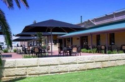 фото отеля Dongara Hotel Motel