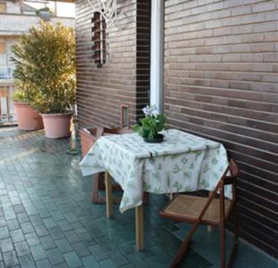 фото отеля Bed and Breakfast La Stanza Di Mita Milan