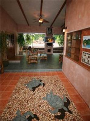 фото отеля Maui Guest House