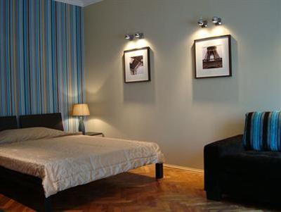 фото отеля Home &Travel Suites Krakow