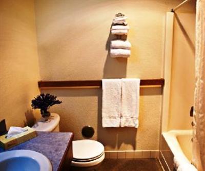 фото отеля Cedars Inn Auburn