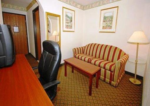 фото отеля Quality Suites Tulsa