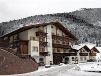 Hotel Touring Pozza di Fassa