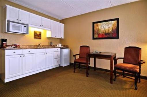 фото отеля BEST WESTERN Mariposa Inn and Conference Centre