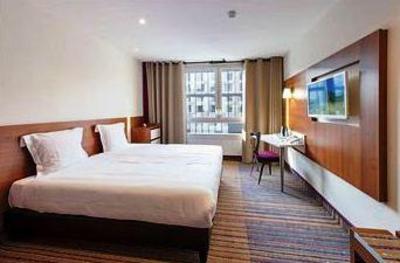 фото отеля Hotel Lyon-Ouest