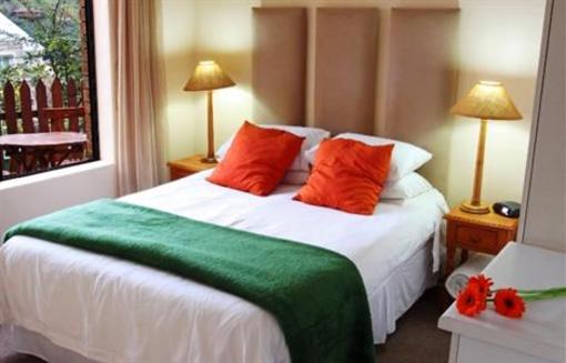 фото отеля Overmeer Guest House Knysna