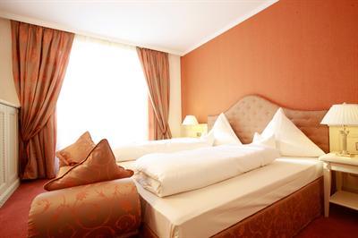 фото отеля Dehner Blumen Hotel