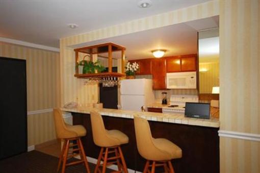 фото отеля BEST WESTERN Carpinteria Inn