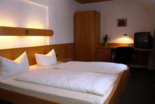 фото отеля Hotel Waldhorn Stuttgart