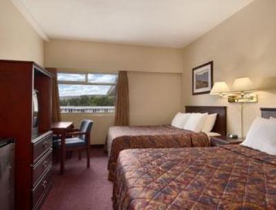 фото отеля Prince George - Days Inn