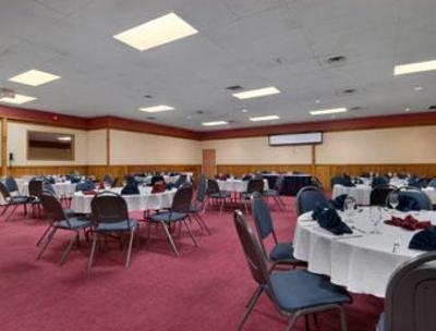 фото отеля Prince George - Days Inn
