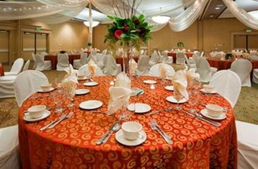 фото отеля Holiday Inn Minneapolis Metrodome