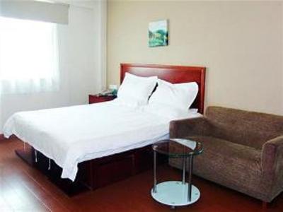 фото отеля Green Tree Inn (Tianjin Hongqi Road)