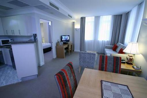 фото отеля Manor Apartment Hotel