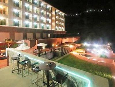 фото отеля Mercure Lavasa Hotel Pune