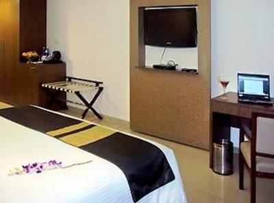 фото отеля Mercure Lavasa Hotel Pune