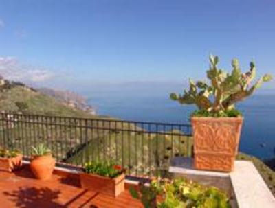 фото отеля Appartamenti Taormina
