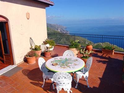 фото отеля Appartamenti Taormina