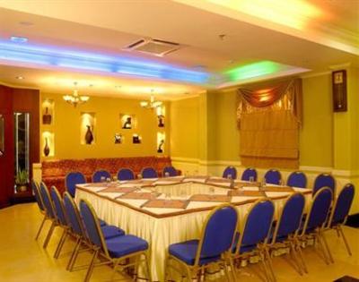 фото отеля Regant Lake Palace Hotel