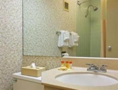 фото отеля Ramada Moraine Hotel
