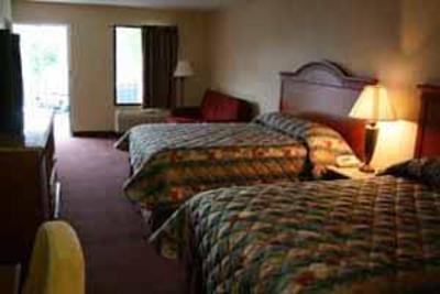 фото отеля Pigeon Forge Inn & Suites
