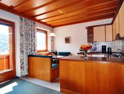 фото отеля Appartements Schone Aussicht Family