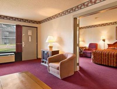 фото отеля Ramada Inn Batesville