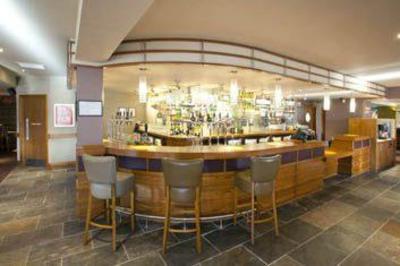 фото отеля Premier Inn Inverness West