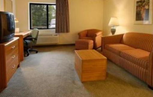 фото отеля Baymont Inn & Suites Battle Creek I-94