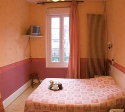 фото отеля Hotel Le Parisien Mers-les-Bains
