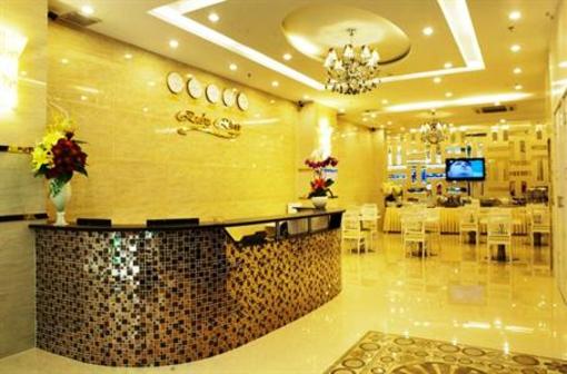 фото отеля Ruby River Hotel