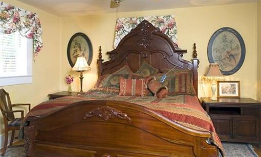 фото отеля Casablanca Inn On The Bay Bed And Breakfast