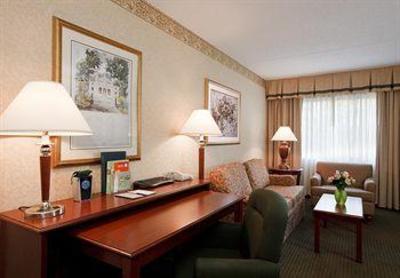 фото отеля Hilton Garden Inn Cincinnati Blue Ash