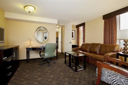 фото отеля Crowne Plaza Chicago Magnificent Mile