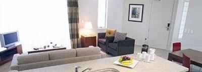 фото отеля The Waterfront Suites