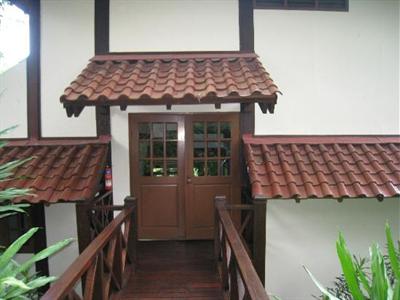 фото отеля Nongsa Village
