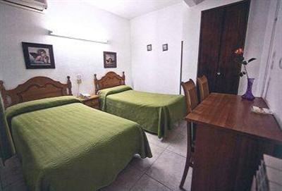фото отеля Hostal La Rosa