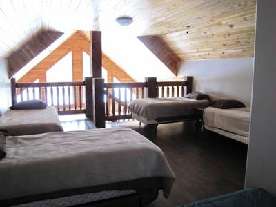 фото отеля Whisper Creek Cabin Rental