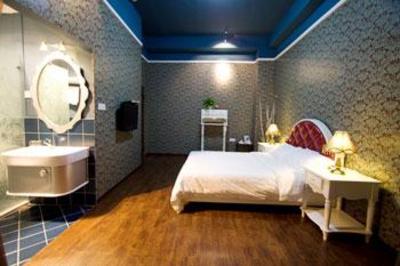 фото отеля The Simple Life Hotel