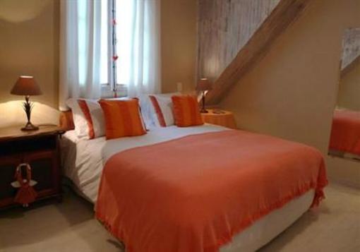 фото отеля Estalagem Suites