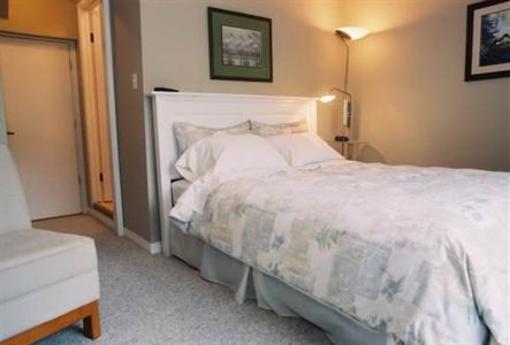фото отеля Riverside Bed & Breakfast