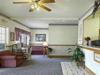Super 8 Platte City KCI Airport