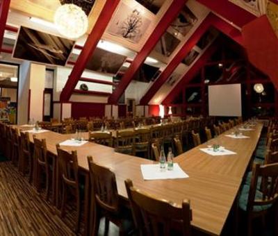 фото отеля Hotel Ski Zahradky And Bungalows Demanovska Dolina