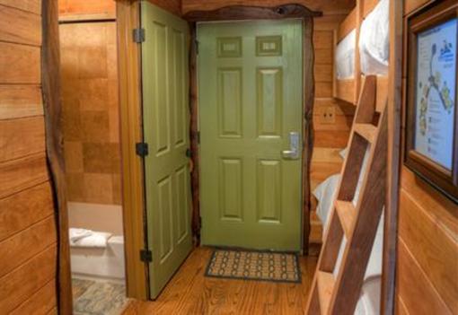 фото отеля Schlitterbahn Resort at New Braunfels