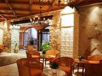 La Maison des Tetes