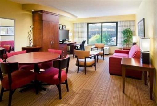 фото отеля Courtyard by Marriott Birmingham Downtown UAB