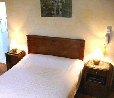 фото отеля Au Saint Roch Hotel Avignon