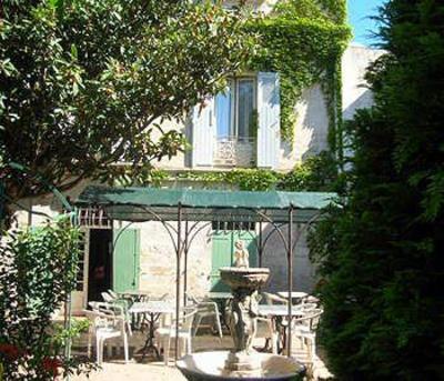 фото отеля Au Saint Roch Hotel Avignon